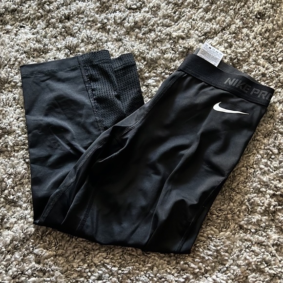 Nike Pro leggings - Picture 2 of 12
